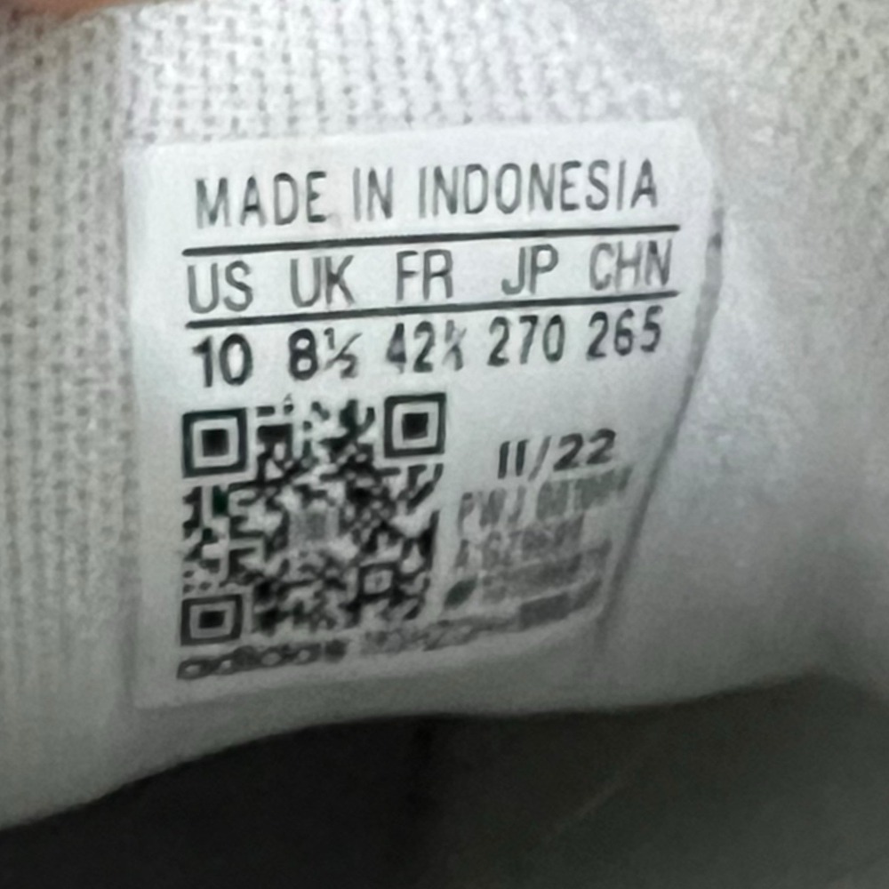 White Low-Top Leather Sneakers - Picture 6 of 6